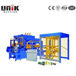 QT10-15 ماكينة تصنيع بلوك الخرسانة 6 بوصة أوتوماتيكية مع وحدة تغذية السيارات